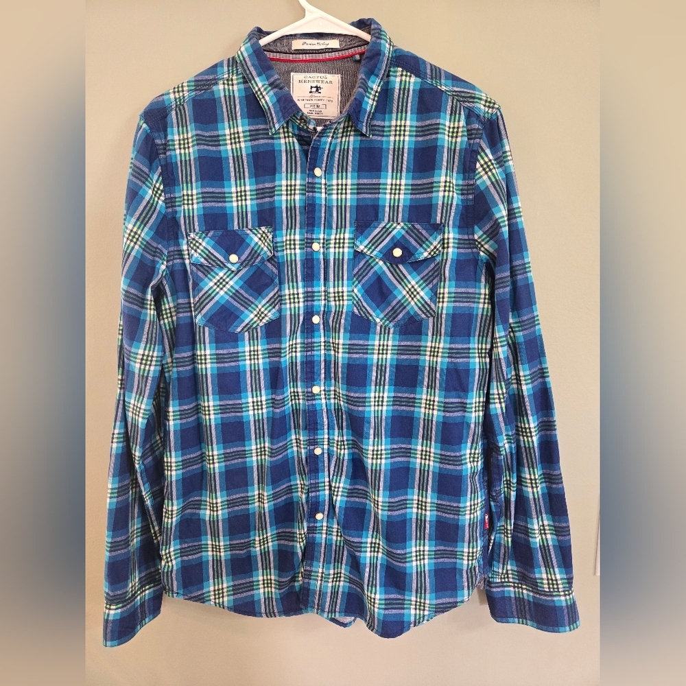 Cactus Men's Long Sleeve Button Down Shirt Size Medium